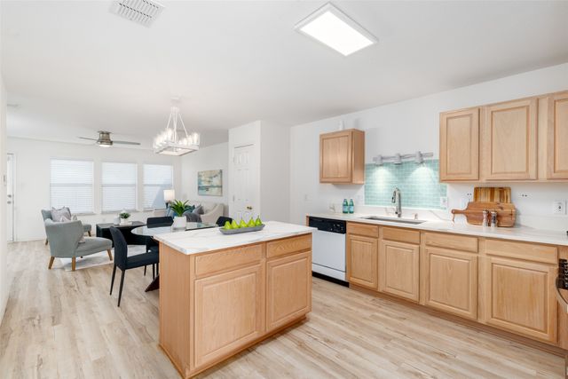 2209 Northway, Denton, TX 76207