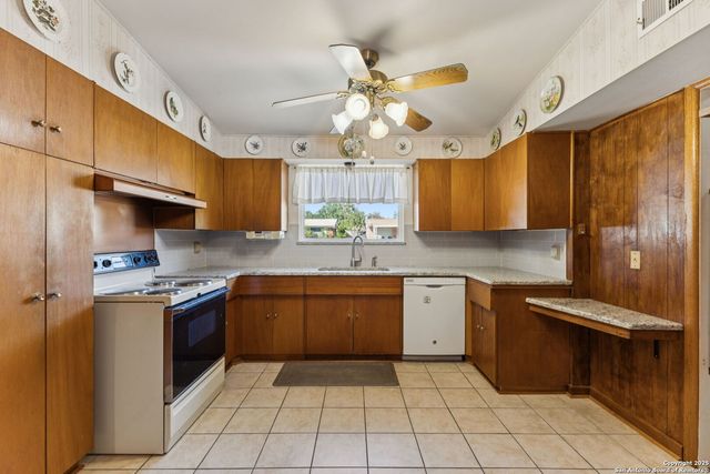 4518 Tropical, San Antonio, TX 78218