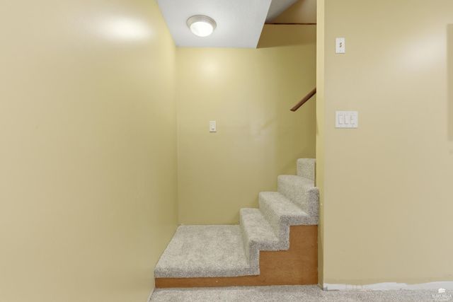 2304 Terry Way, Manhattan, KS 66502