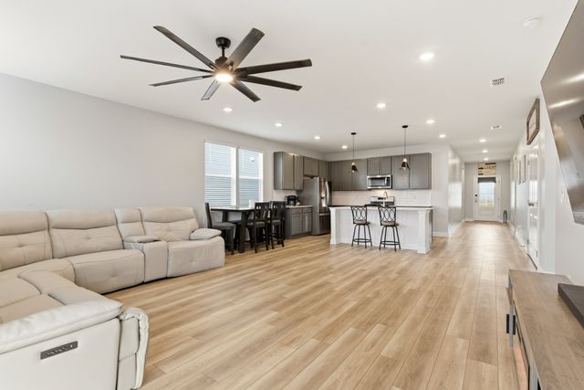 510 Forsberg Ct, Lebanon, TN 37087