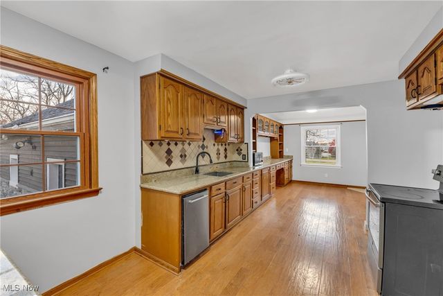 803 Substation Road, Brunswick Hills, OH 44212