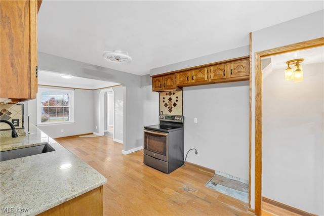 803 Substation Road, Brunswick Hills, OH 44212