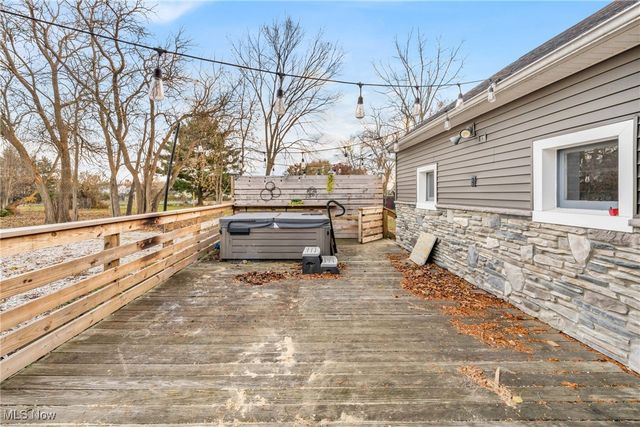 803 Substation Road, Brunswick Hills, OH 44212