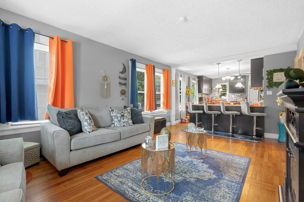 8 Wickman Drive, Gardner, MA 01440