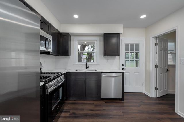 9 AMHURST AVE, Somerdale, NJ 08083