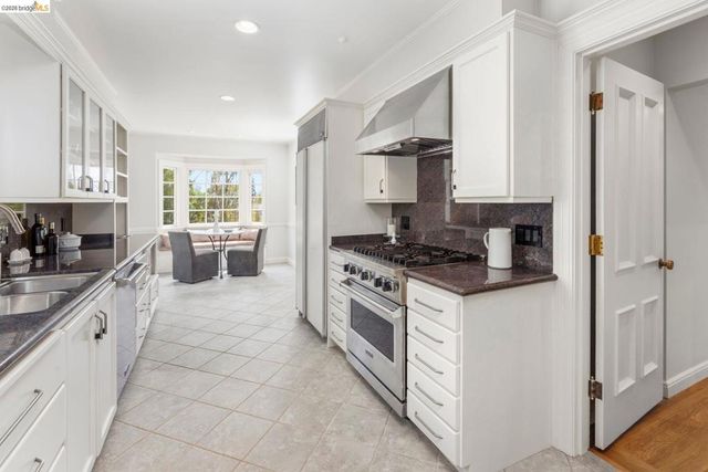 21 Selborne Drive, Piedmont, CA 94611