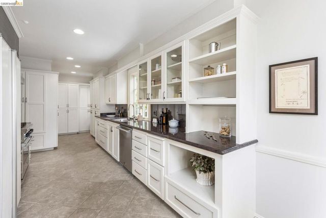 21 Selborne Drive, Piedmont, CA 94611