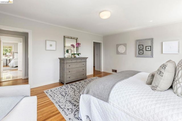 21 Selborne Drive, Piedmont, CA 94611
