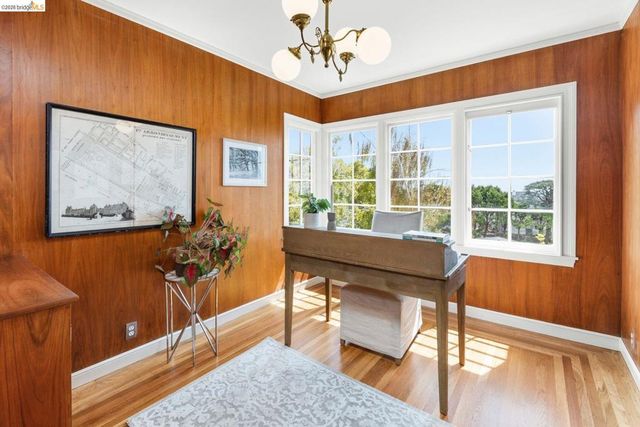 21 Selborne Drive, Piedmont, CA 94611