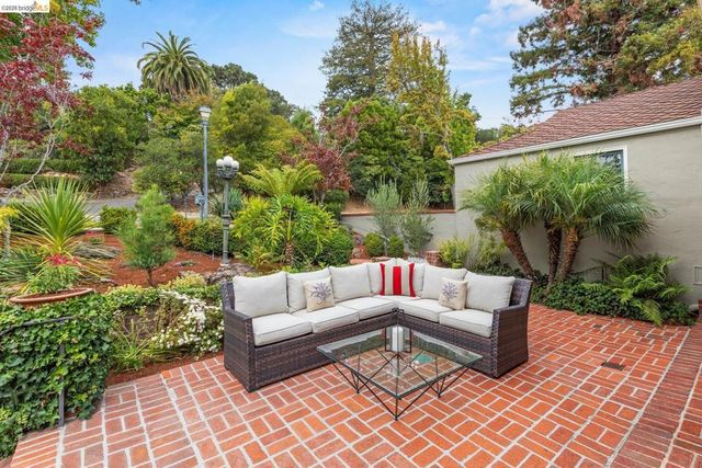 21 Selborne Drive, Piedmont, CA 94611