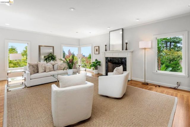 21 Selborne Drive, Piedmont, CA 94611