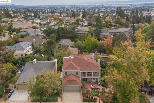 21 Selborne Drive, Piedmont, CA 94611