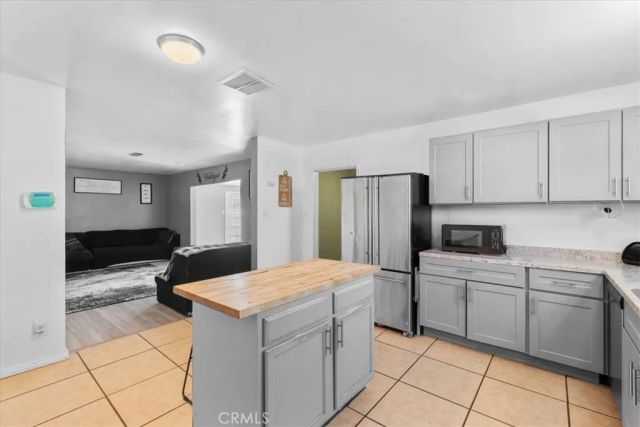 1417 W Marshall Boulevard, San Bernardino, CA 92405