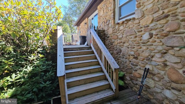 6900 COLONIAL AVE, Thurmont, MD 21788
