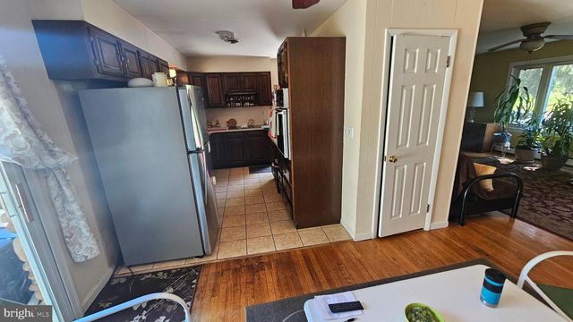 6900 COLONIAL AVE, Thurmont, MD 21788