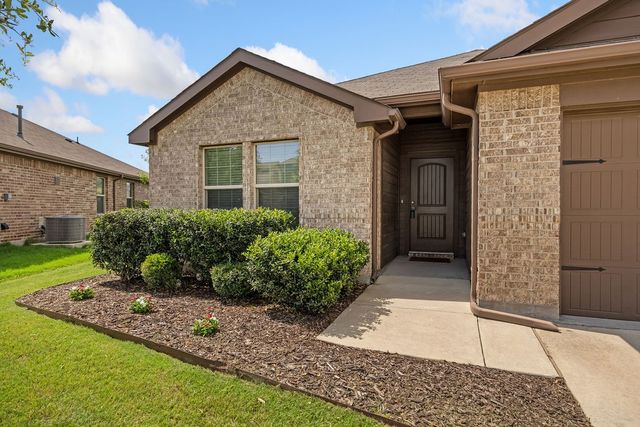 6301 Seagull Lane, Fort Worth, TX 76179