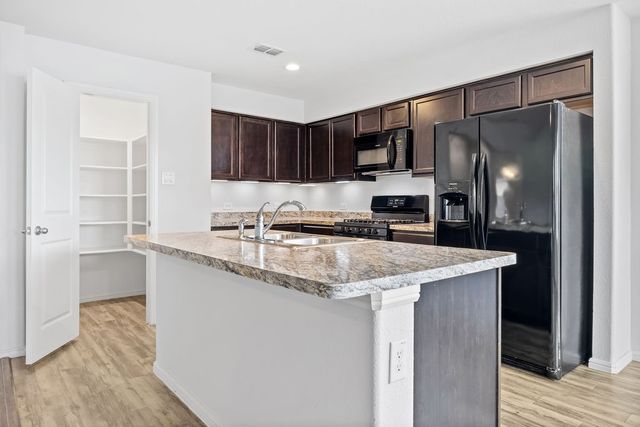 6301 Seagull Lane, Fort Worth, TX 76179