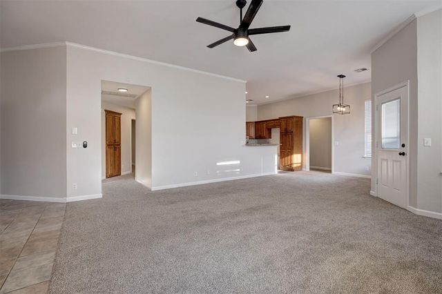 909 Pruett Drive, Edmond, OK 73003