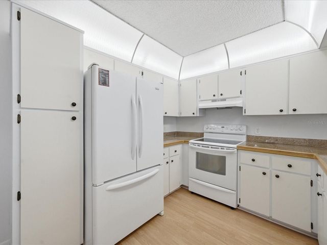 12130 SPARTAN WAY 103, Hudson, FL 34667