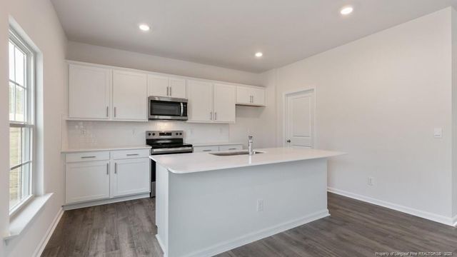 1040 Misty Creek Drive, Aberdeen, NC 28315