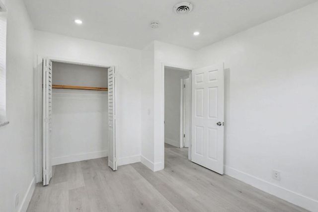 4005 NW 76th Avenue, Coral Springs, FL 33065