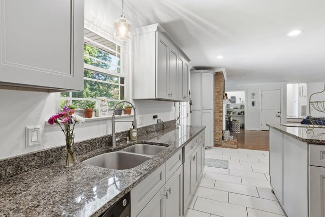 8907 Potomac Drive, Chattanooga, TN 37421