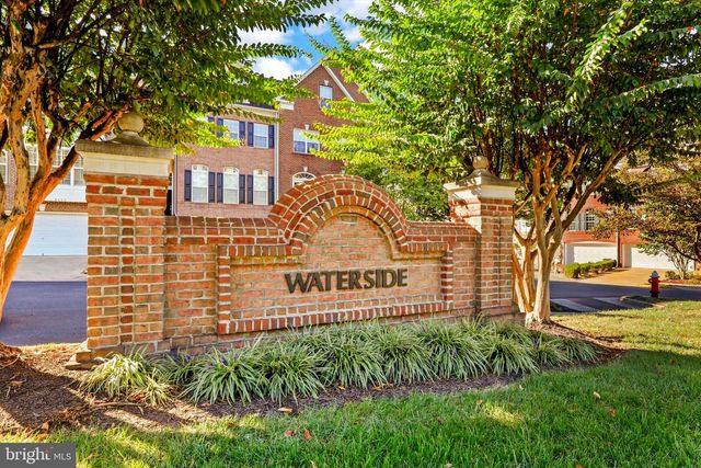 6485 WATERFIELD RD, Alexandria, VA 22315