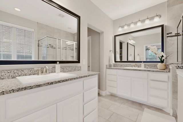 604 Warwick Boulevard, Lewisville, TX 75056