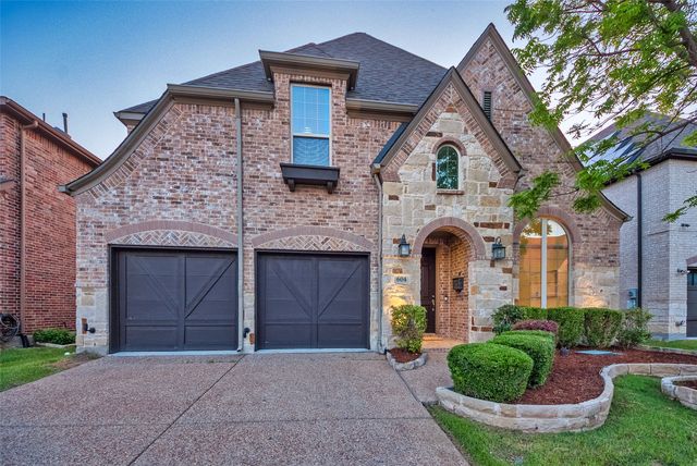 604 Warwick Boulevard, Lewisville, TX 75056