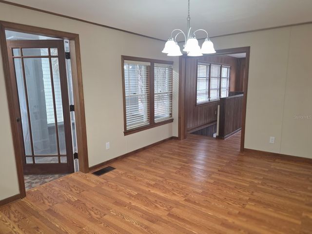 710 NE 11TH AVENUE, Gainesville, FL 32601