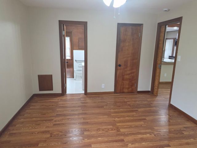 710 NE 11TH AVENUE, Gainesville, FL 32601