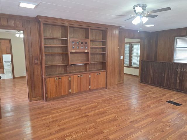 710 NE 11TH AVENUE, Gainesville, FL 32601