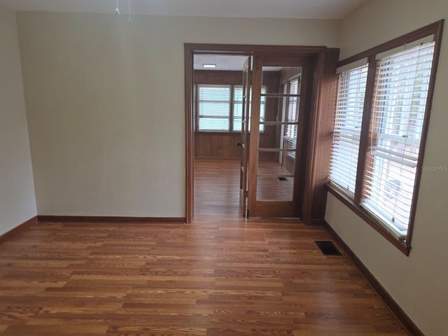 710 NE 11TH AVENUE, Gainesville, FL 32601