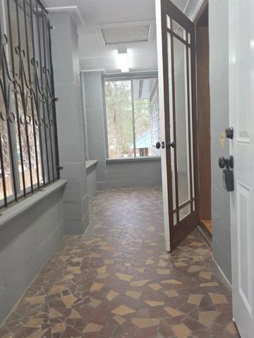 710 NE 11TH AVENUE, Gainesville, FL 32601