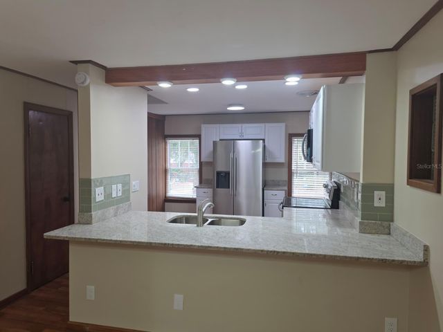 710 NE 11TH AVENUE, Gainesville, FL 32601