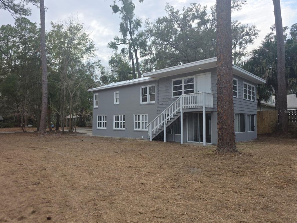 710 NE 11TH AVENUE, Gainesville, FL 32601
