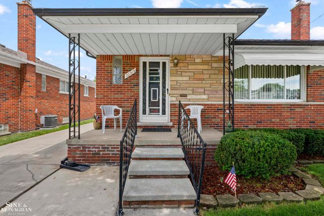 20919 Ardmore Park Drive, Saint Clair Shores, MI 48081