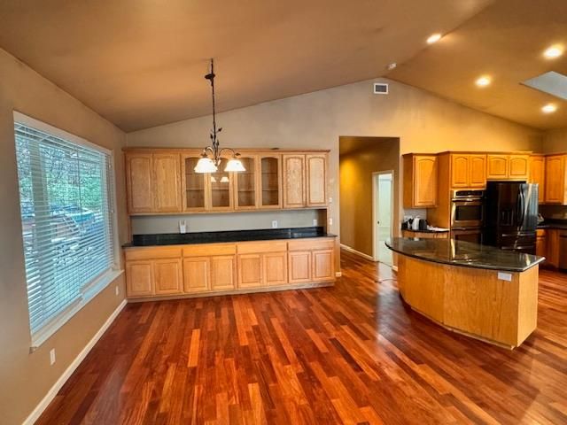 3268 York Ct, Pollock Pines, CA 95726