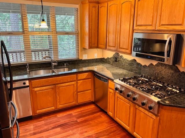 3268 York Ct, Pollock Pines, CA 95726