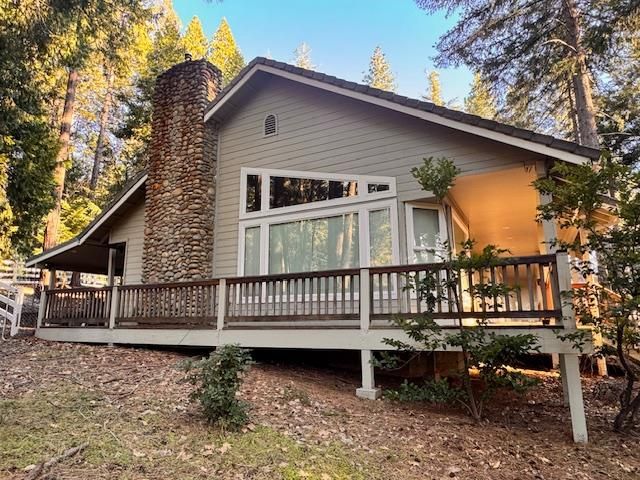 3268 York Ct, Pollock Pines, CA 95726