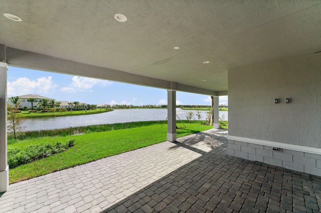 12524 Nautilus Circle, Palm Beach Gardens, FL 33412