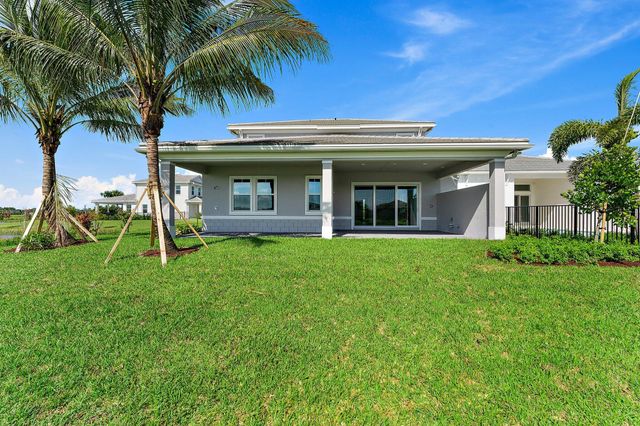 12524 Nautilus Circle, Palm Beach Gardens, FL 33412