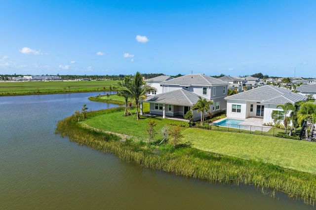 12524 Nautilus Circle, Palm Beach Gardens, FL 33412