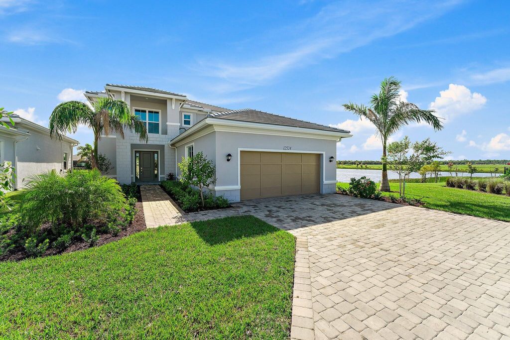 12524 Nautilus Circle, Palm Beach Gardens, FL 33412