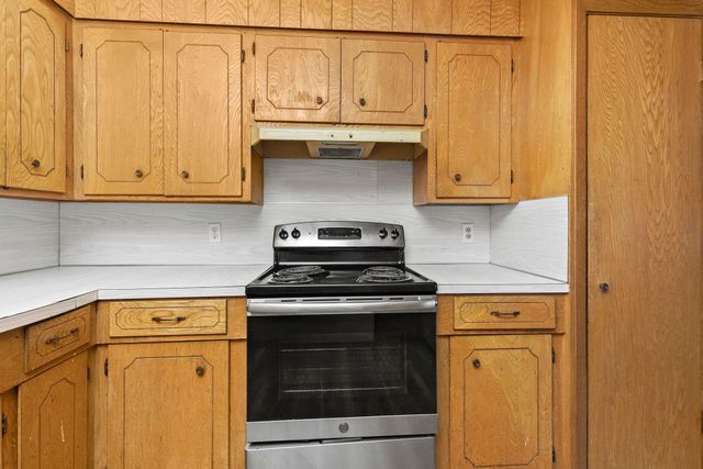 706 S Manson Street, Wolfe City, TX 75496