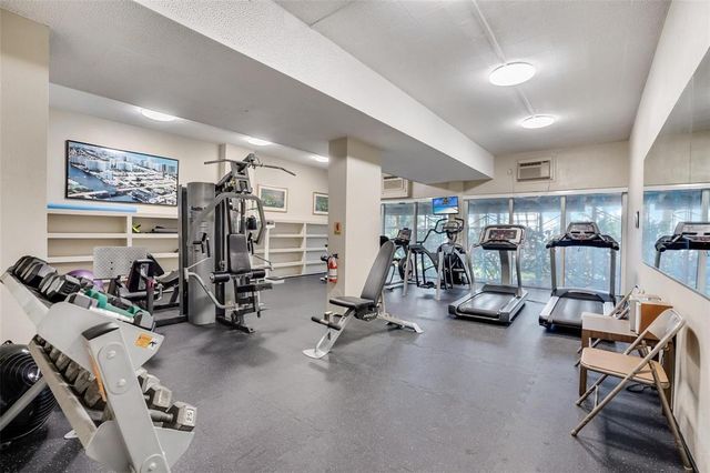 3233 NE 34th Street 1214, Fort Lauderdale, FL 33308