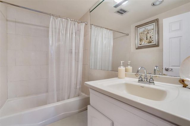 3233 NE 34th Street 1214, Fort Lauderdale, FL 33308