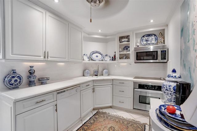 3233 NE 34th Street 1214, Fort Lauderdale, FL 33308