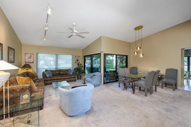 3545 SW Quail Meadow Trail E, Palm City, FL 34990