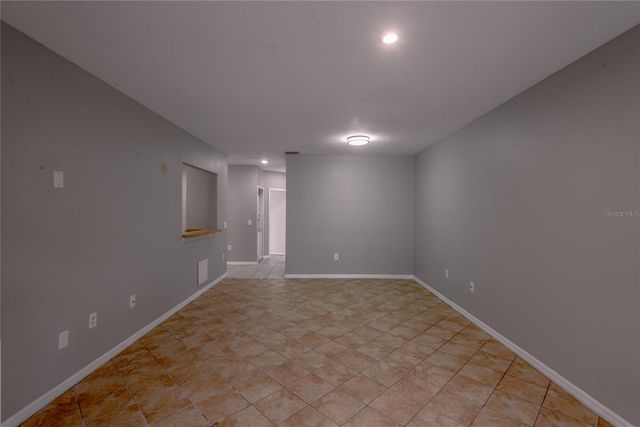 6007 SKYDALE WAY 201, Riverview, FL 33578